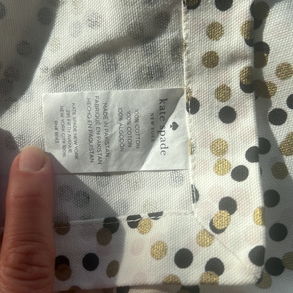 Kate spade table cloth - Picture 3 of 4